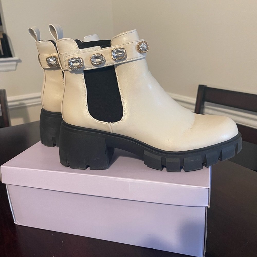 Madden Girl Honey Boots